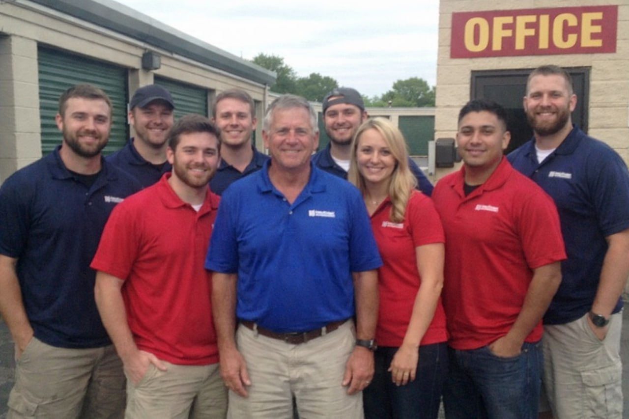 Water damage restoration professionals in Kankakee, IL